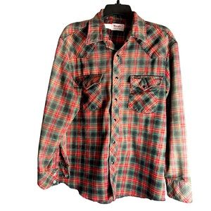 Wrangler Red and Black Casual Button Down Shirt